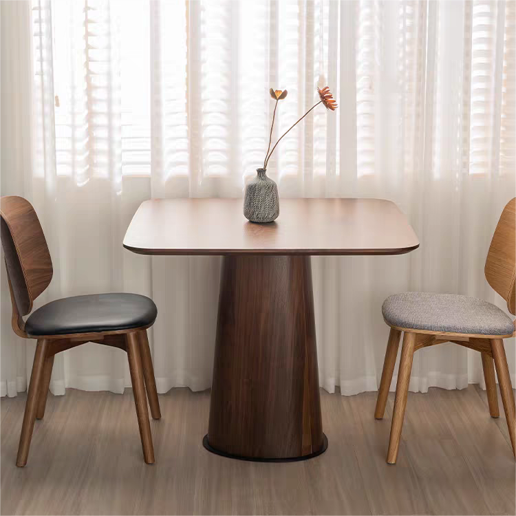 Ira 方形實木餐桌 2