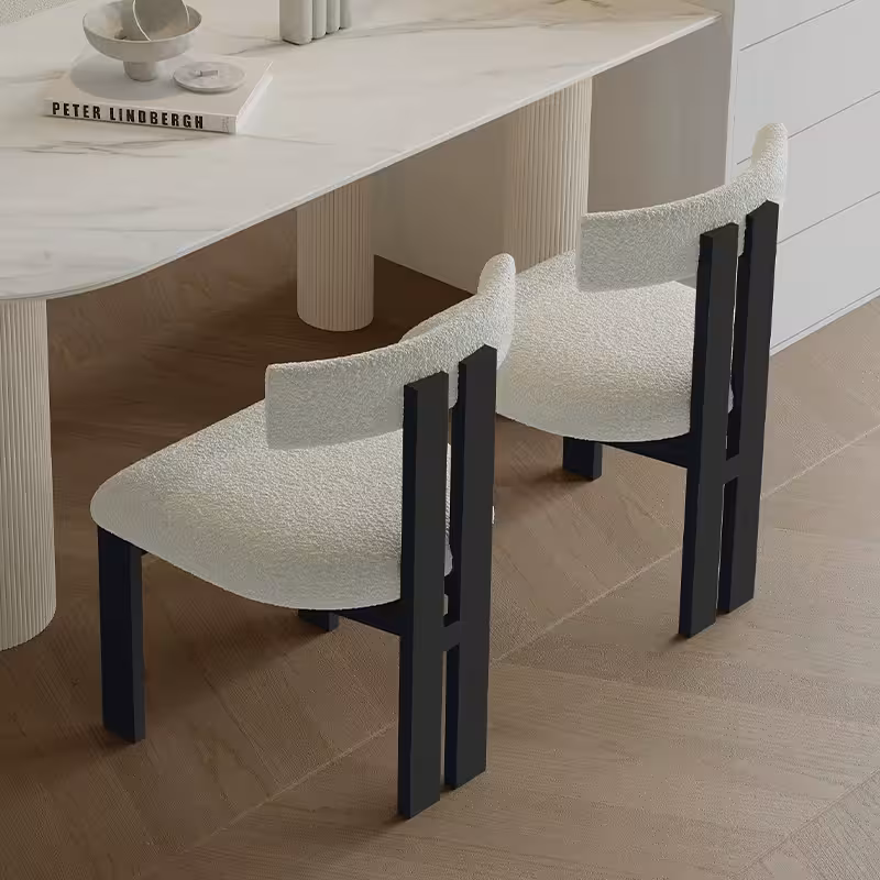 Fran 環抱白蠟木椅子 7 converted