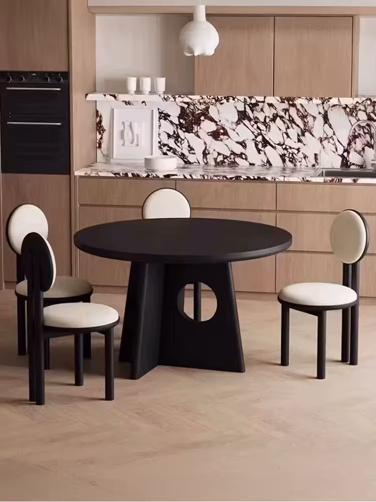 Grace 借窗圓形實木餐枱 2 converted