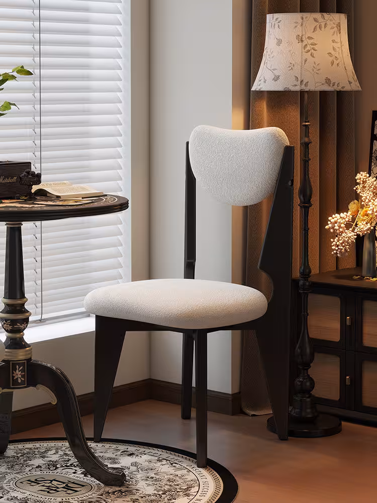 Lori 小愛心餐椅子 2 converted