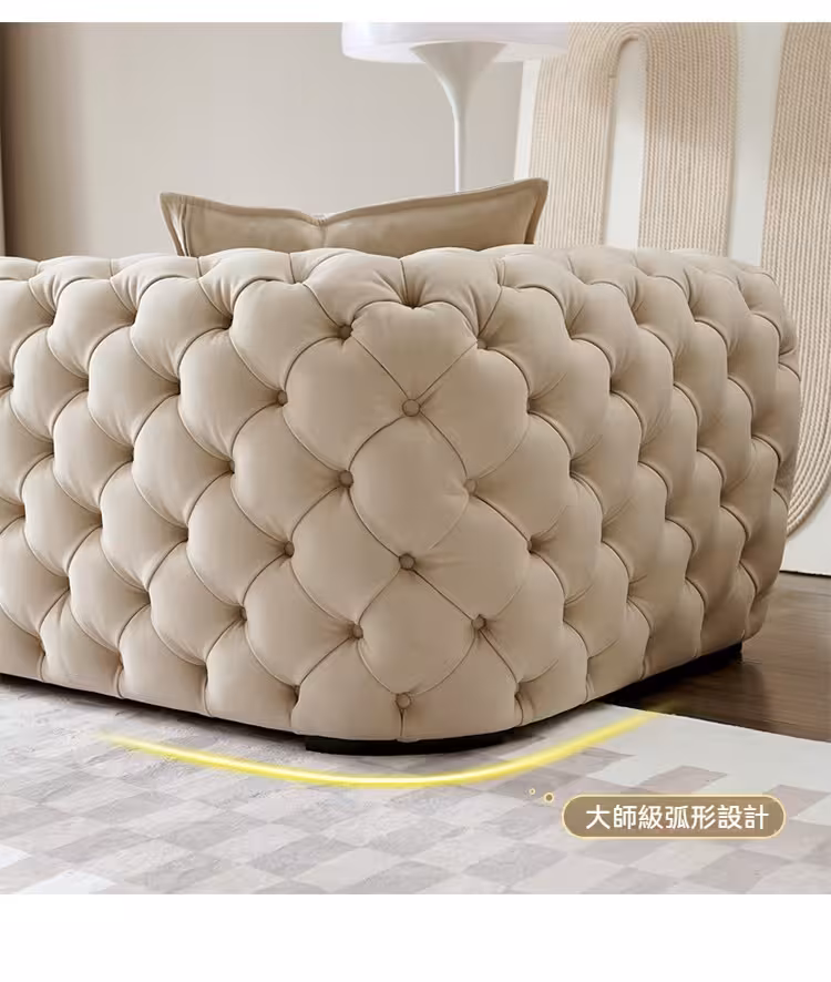 Corinna 月球表面梳化 20 converted