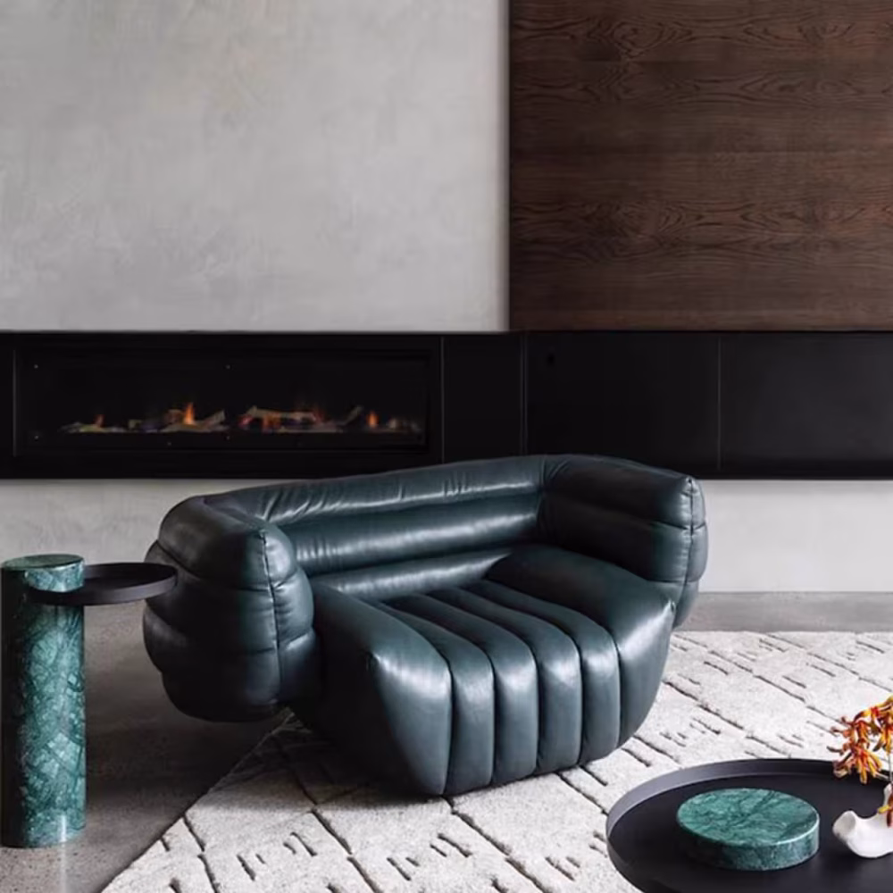 Nell 香蕉船梳化 2 converted Photoroom converted